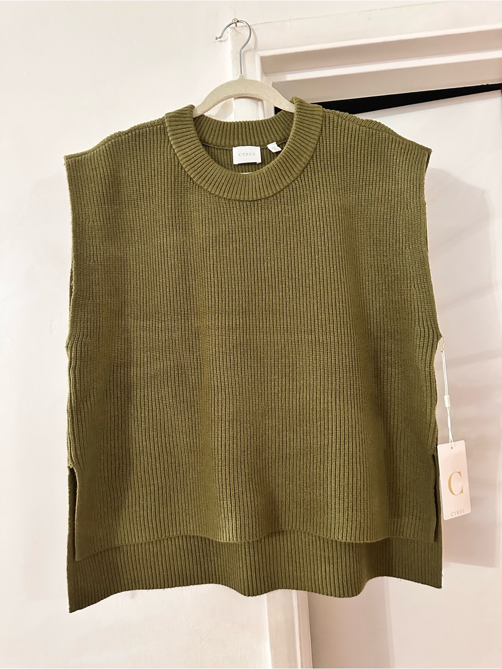Cyrus Olive Ribbed Knit Sleeveless Crewneck Sweater Vest